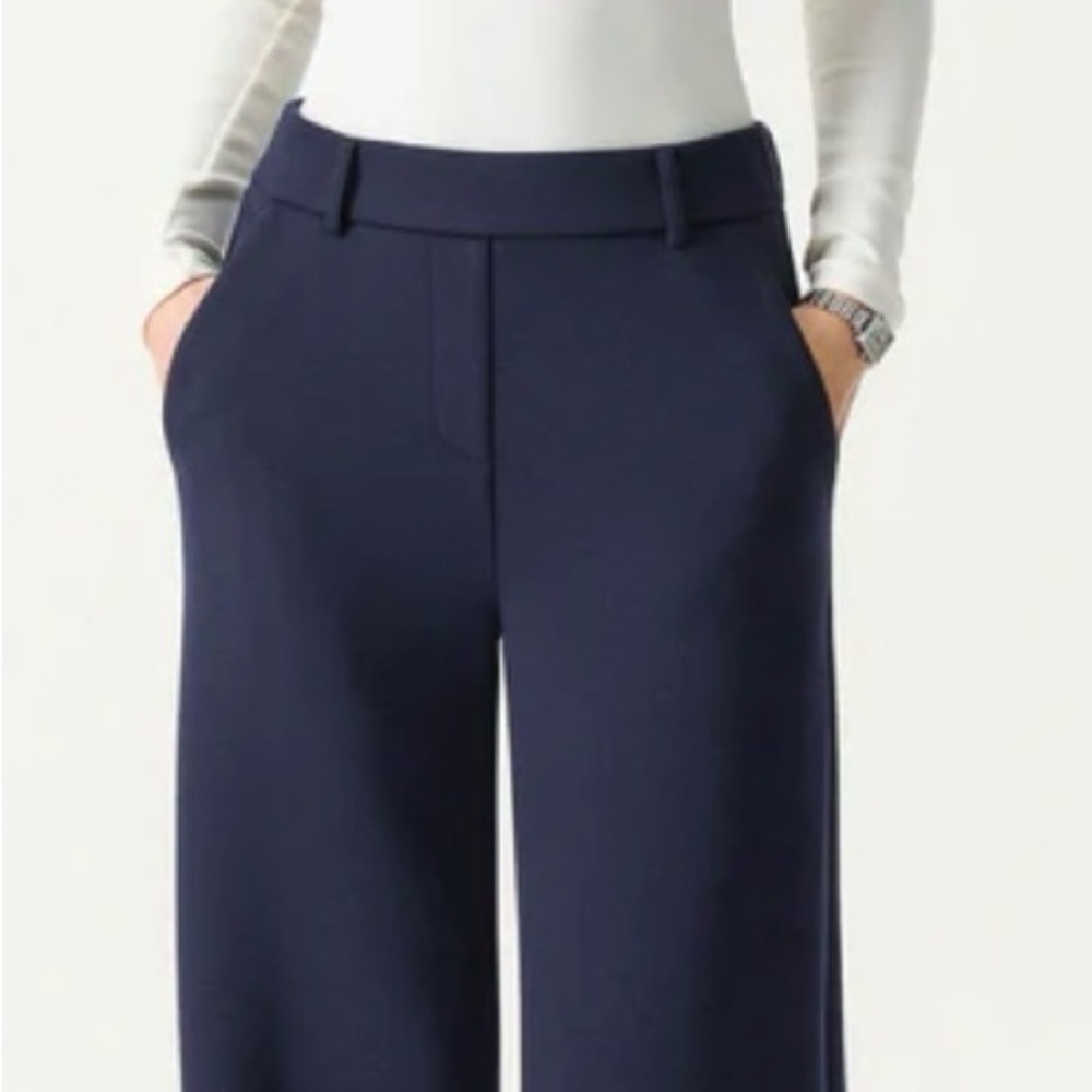 Stretchy navy dress pants with pockets